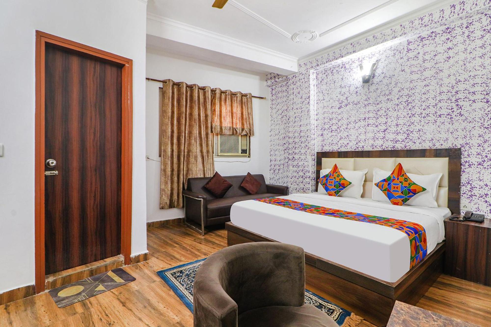 Hotel Fabexpress Sinon New Delhi