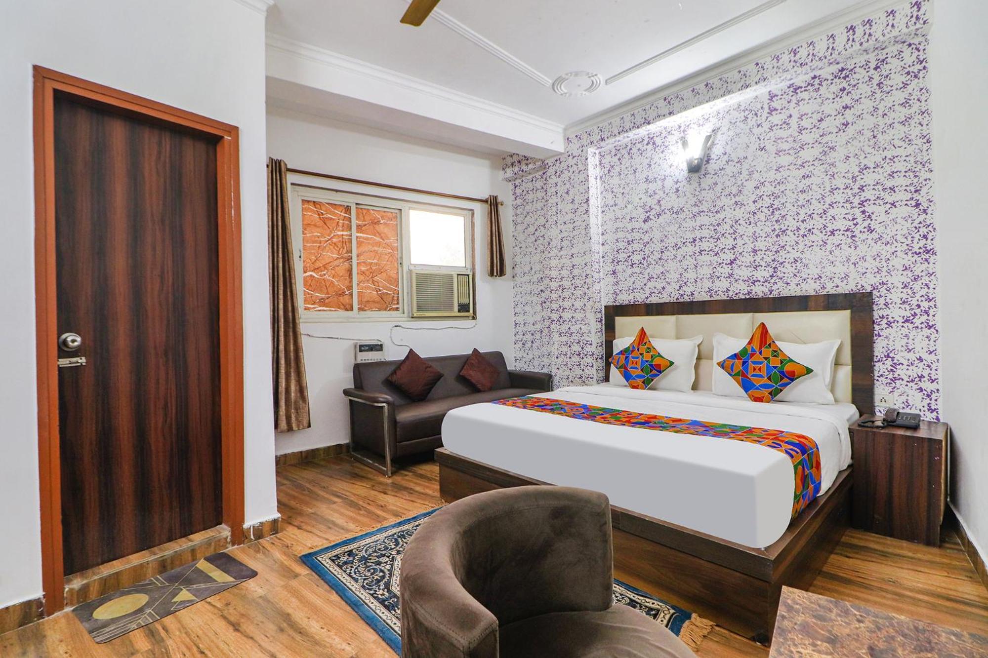 Hotel Fabexpress Sinon New Delhi