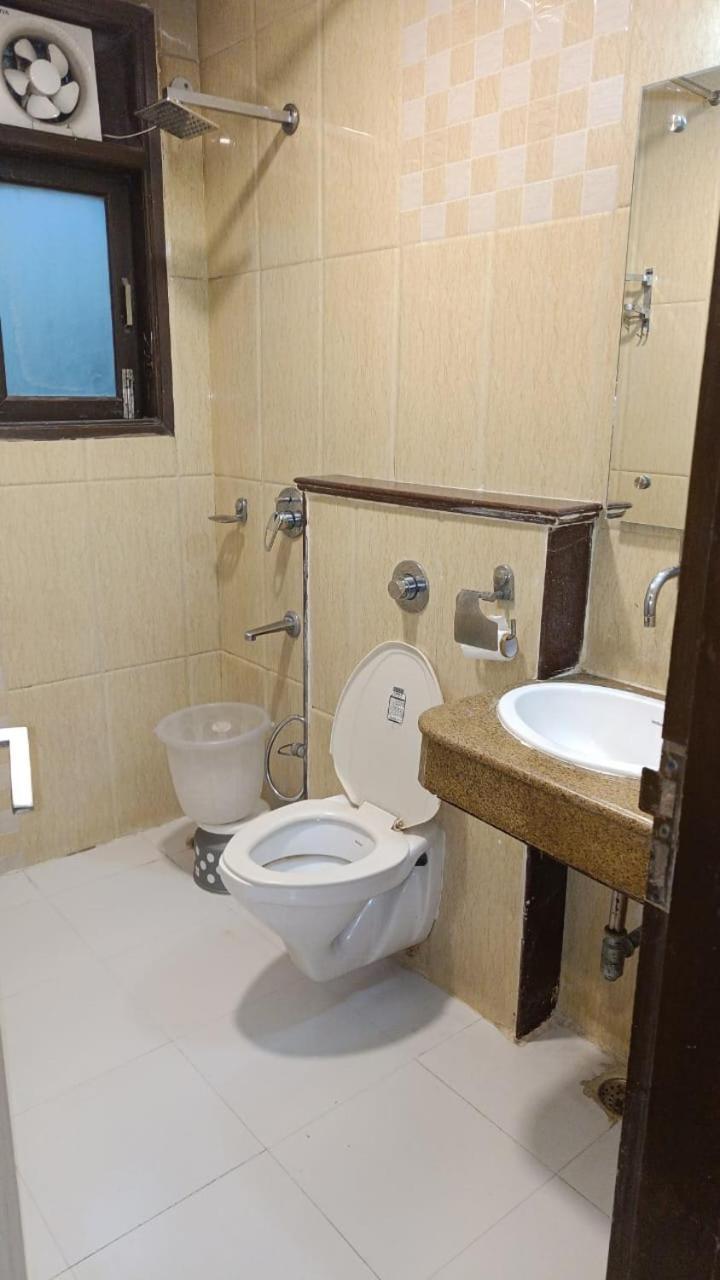 Airport Rts Hotel New Delhi