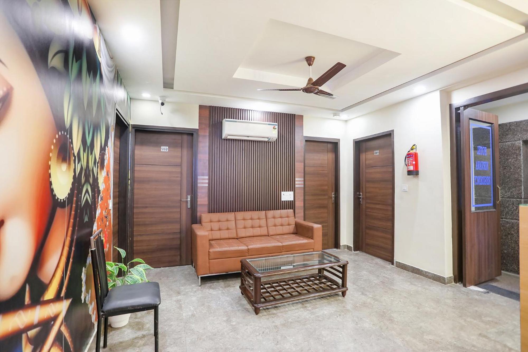 Fabhotel Nirvana Residency 3* New Delhi
