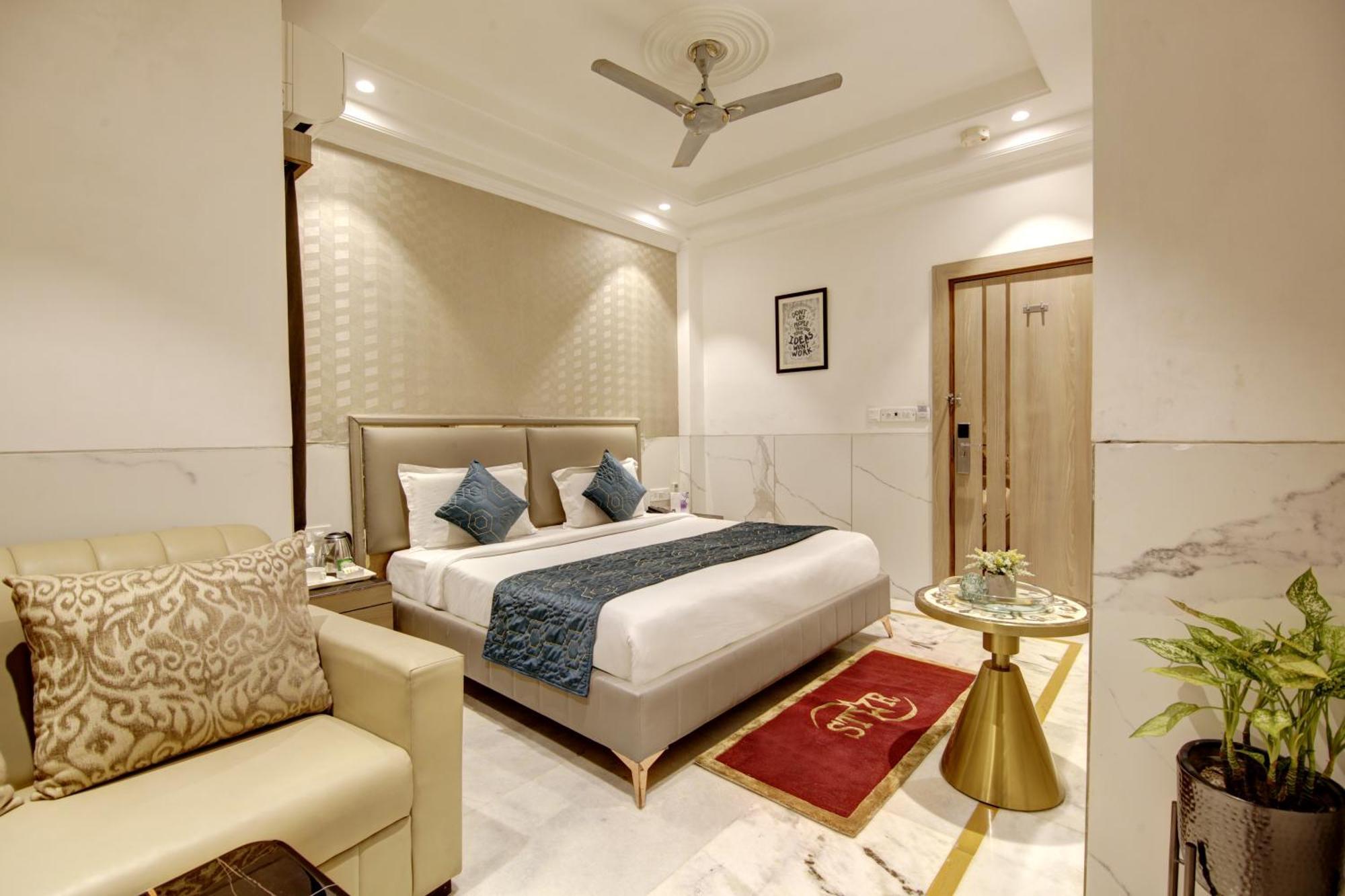 Hotel International By Star Group - Near Delhi Airport