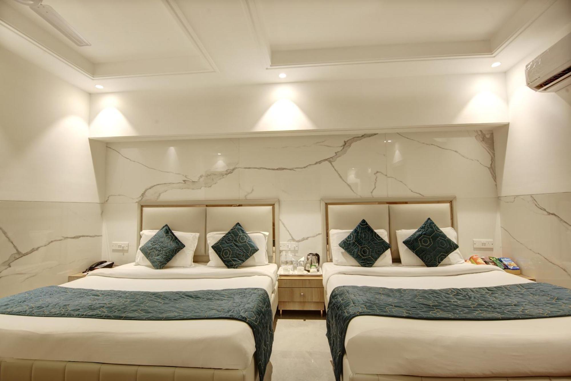 International By Star Group - Near Delhi Airport 3* New Delhi