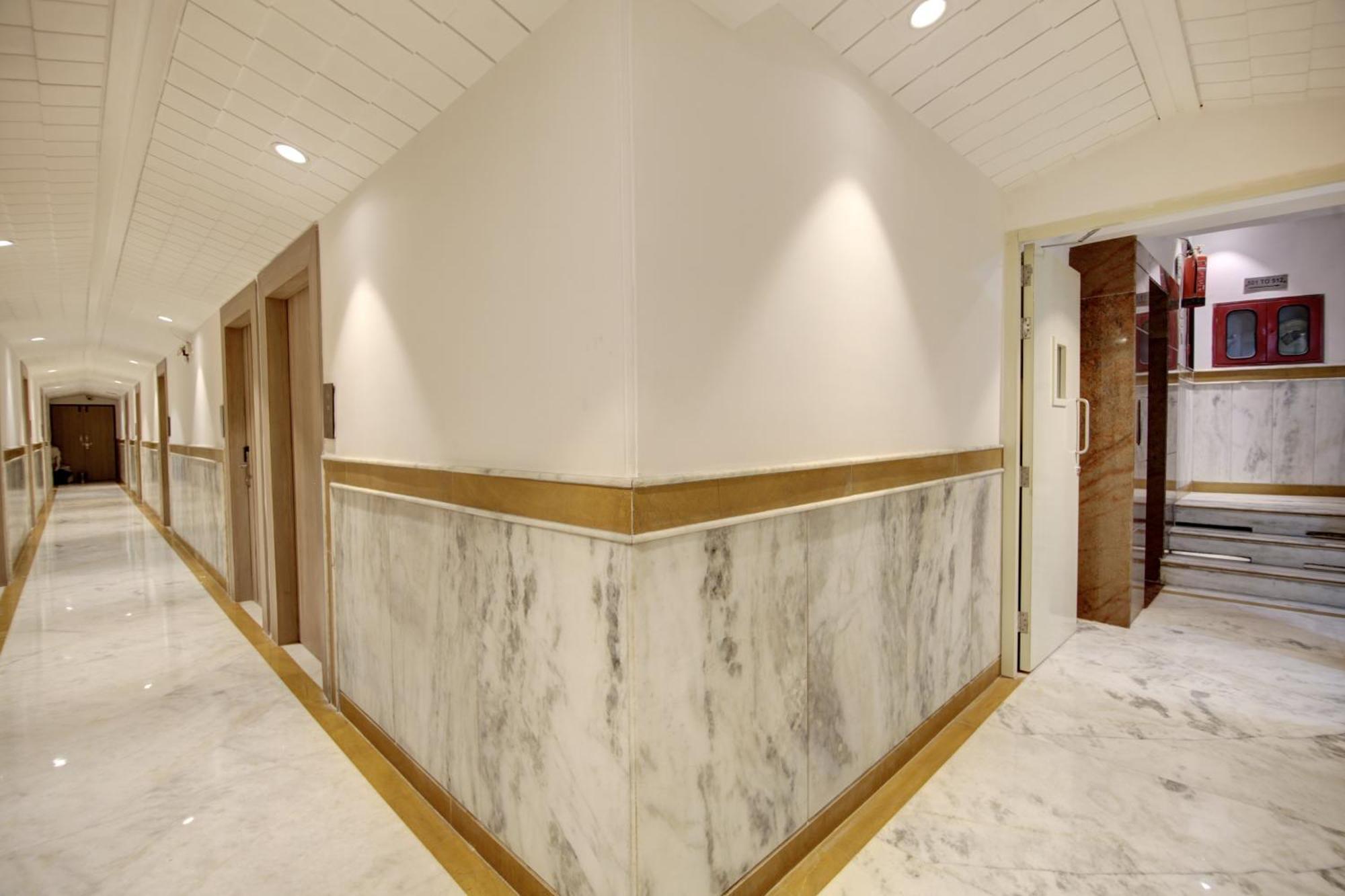 International By Star Group - Near Delhi Airport