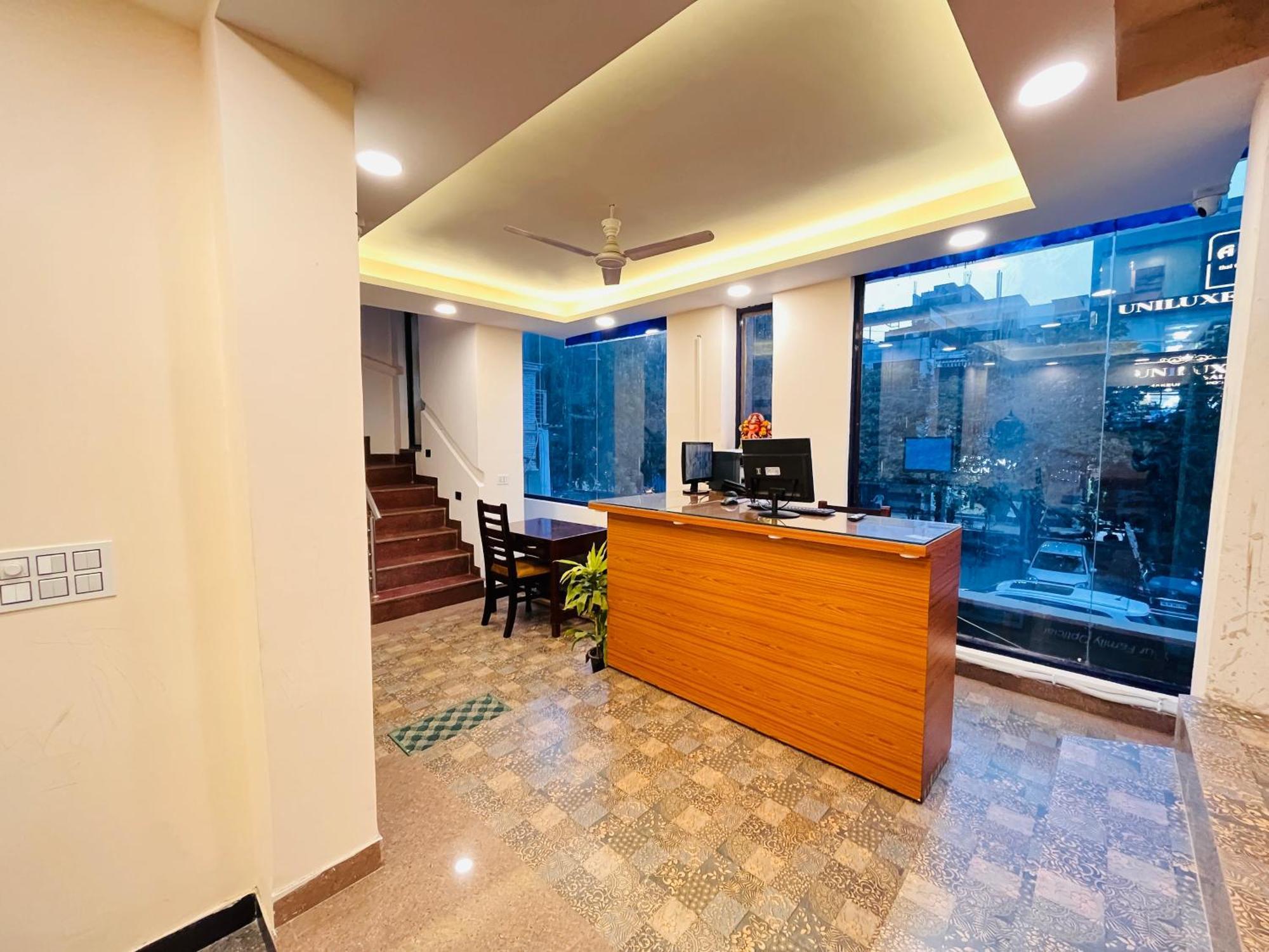 Galaxy - Park Near Hauz Khas South Delhi Apartment New Delhi