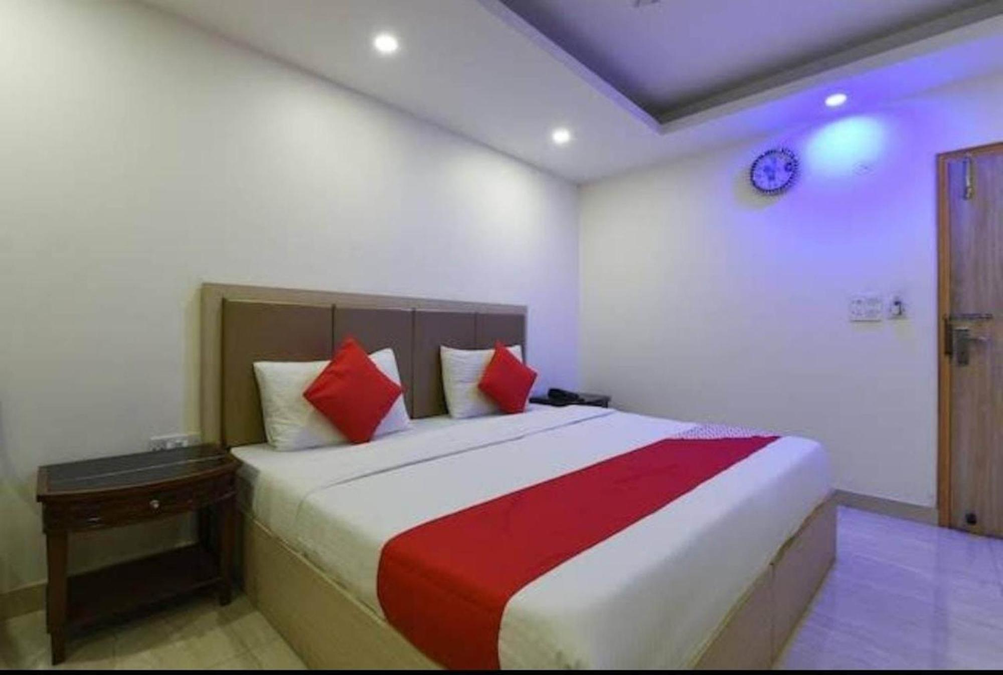 Airport Mahal 3* New Delhi