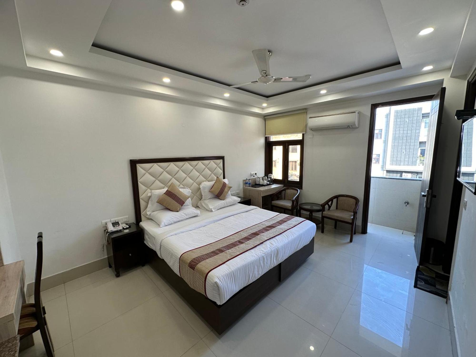Lemon Residency - And Serviced Hotel *