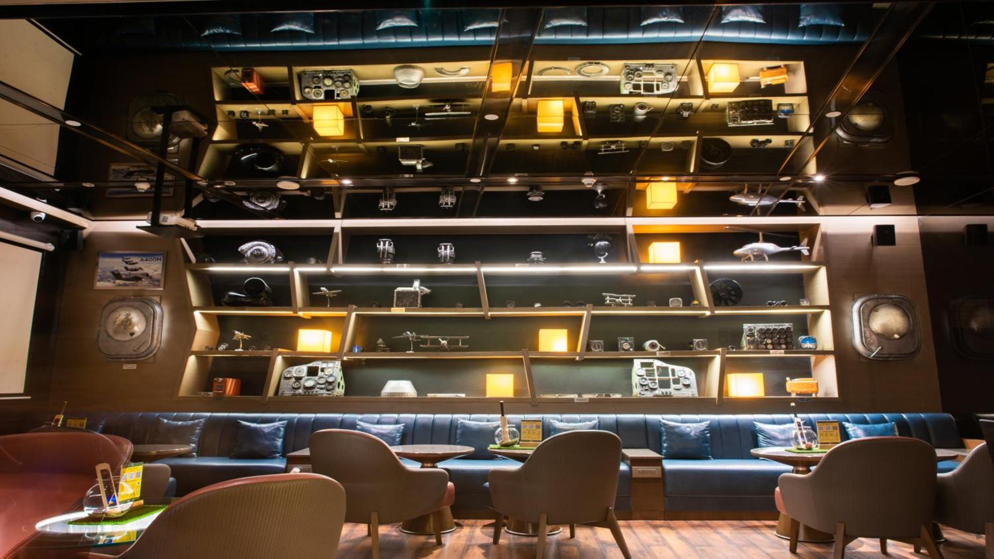 Hotel Aerocity By Ihg 5*