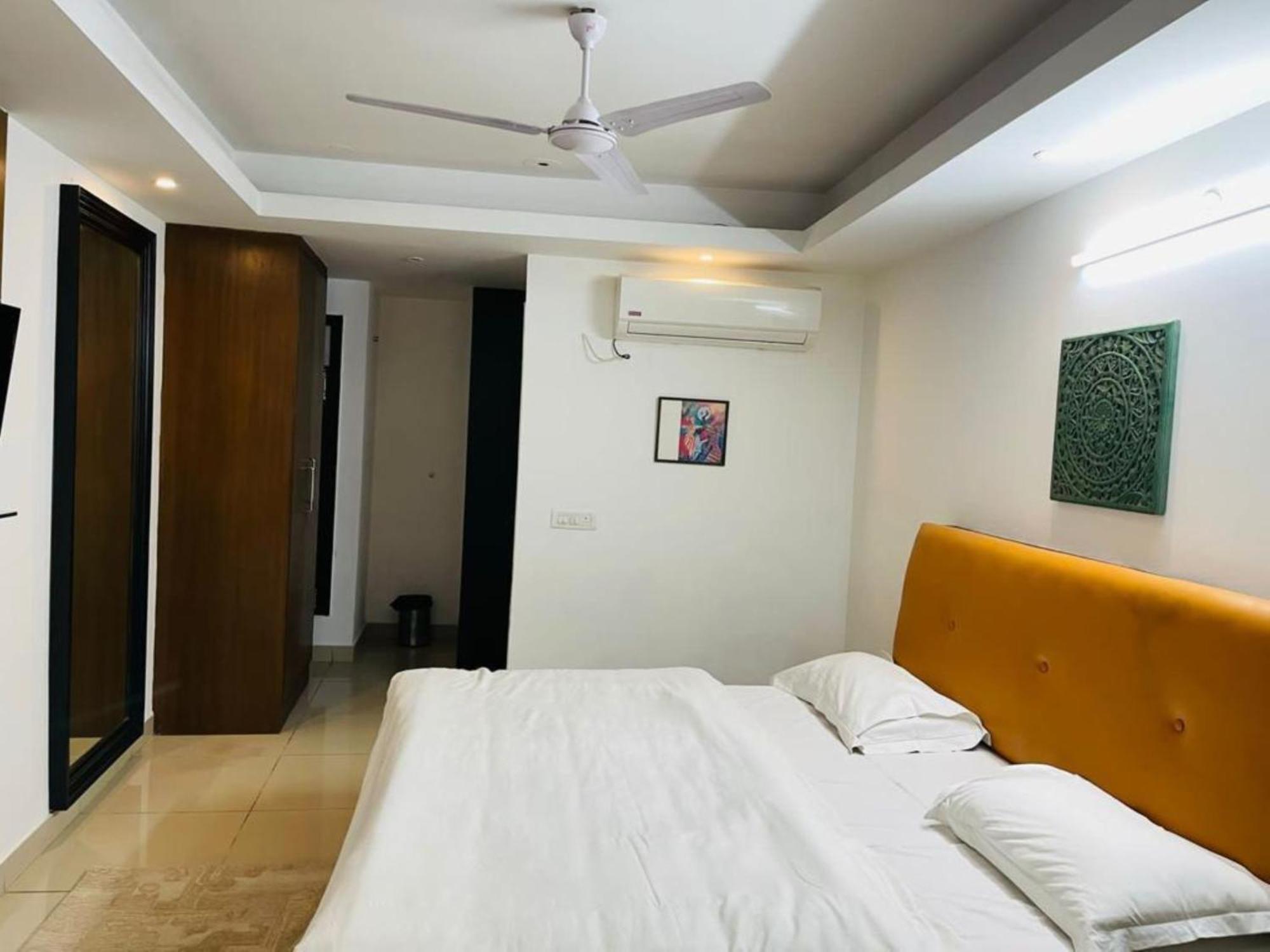 Khas Hotel 4*