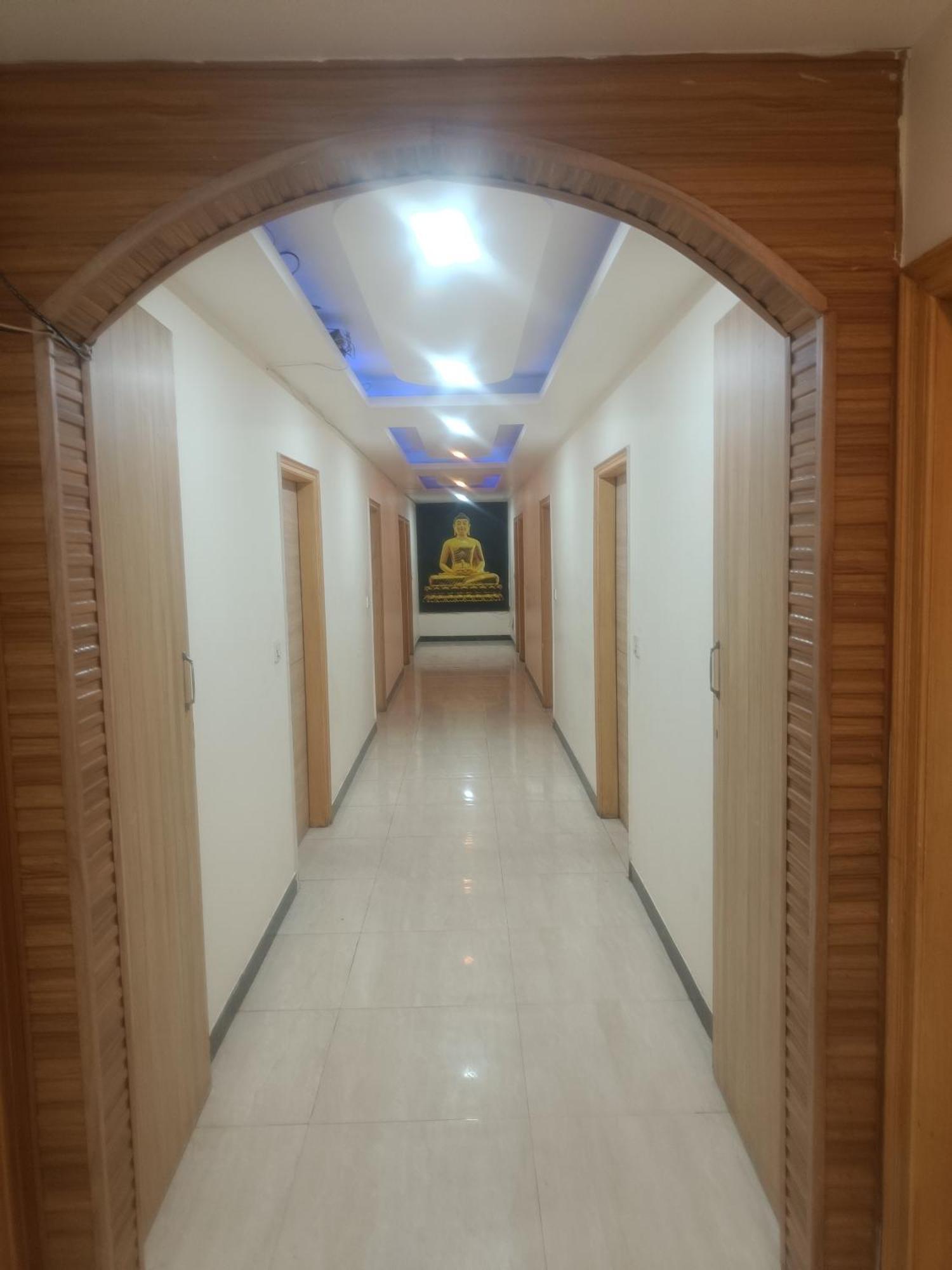 Airport Mahal 3* New Delhi