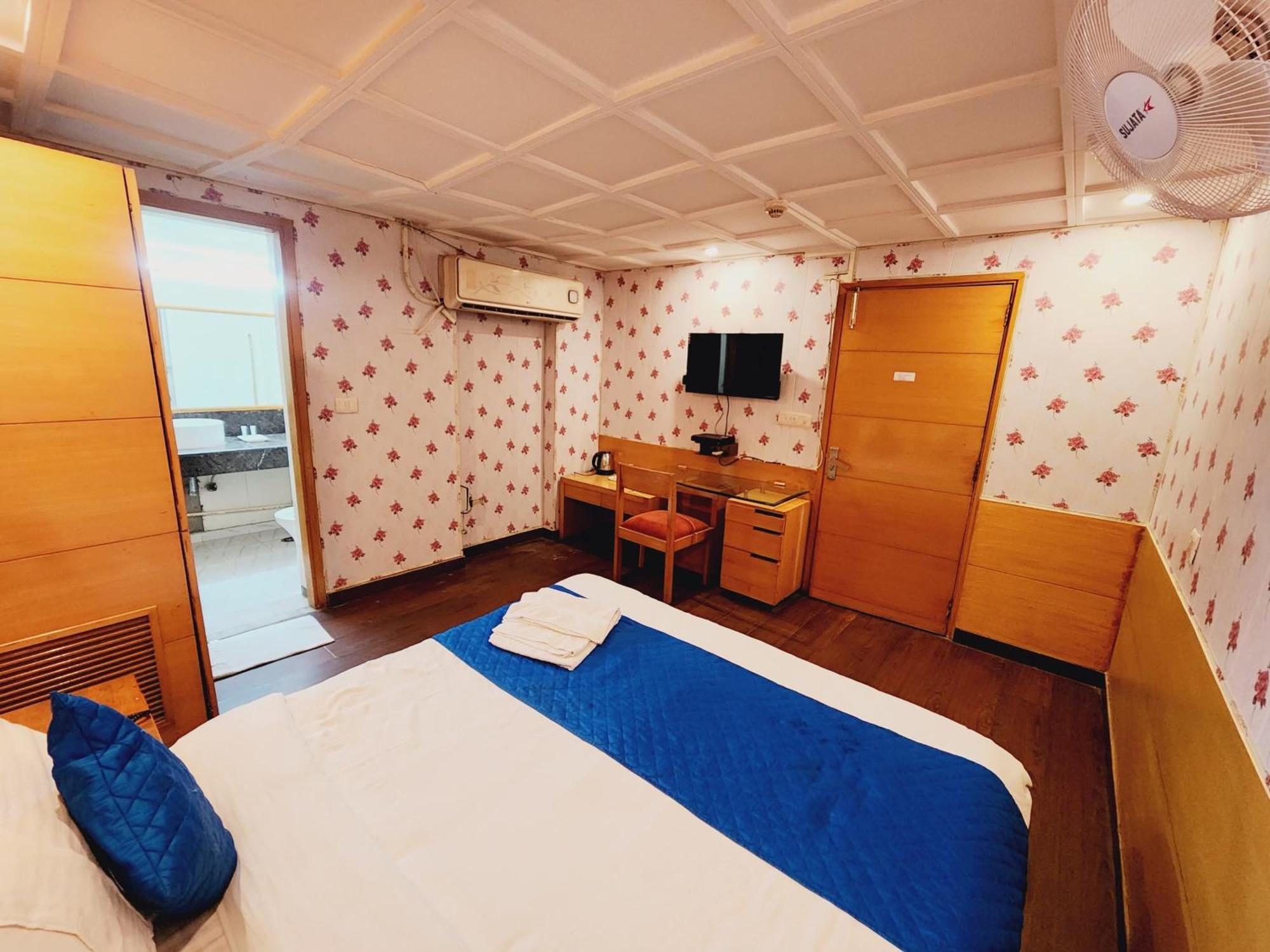 Hotel Daffodils 3*