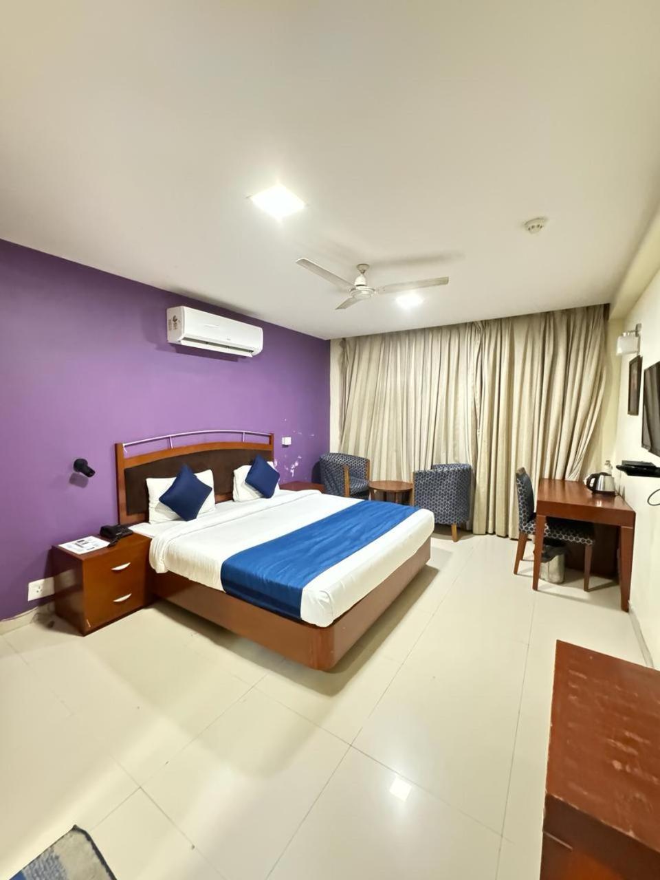 It's Admire By Mvr Hotel New Delhi