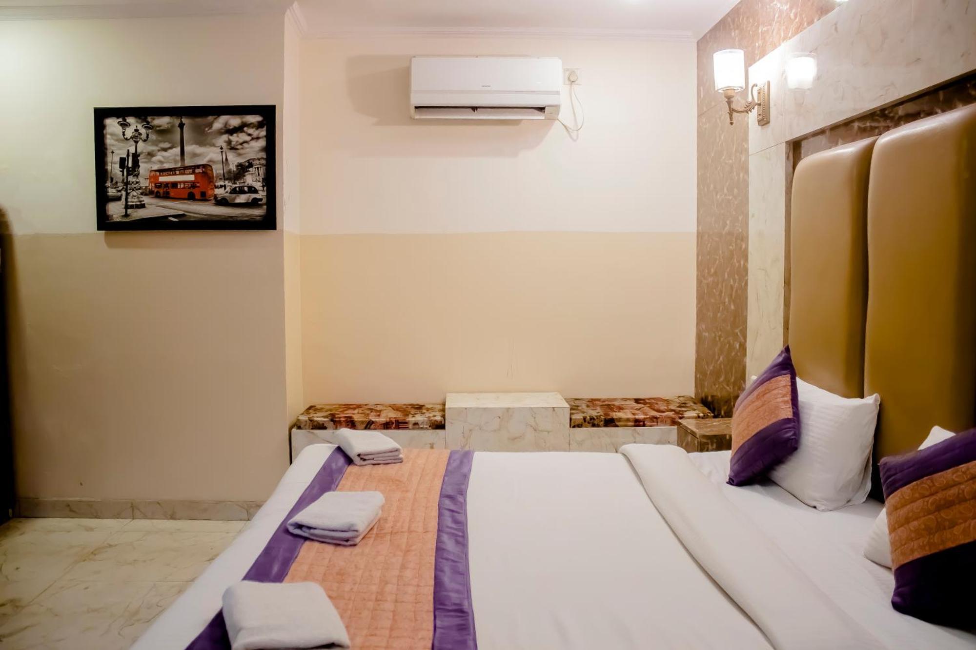 Hotel Airport Palace Near Delhi International Airport