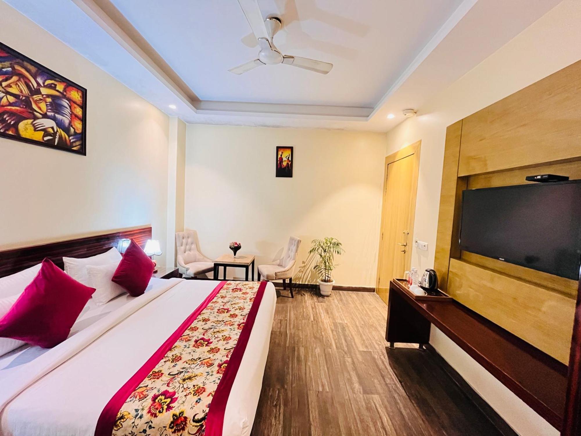 Hotel Banz Near Delhi Airport Nova Deli