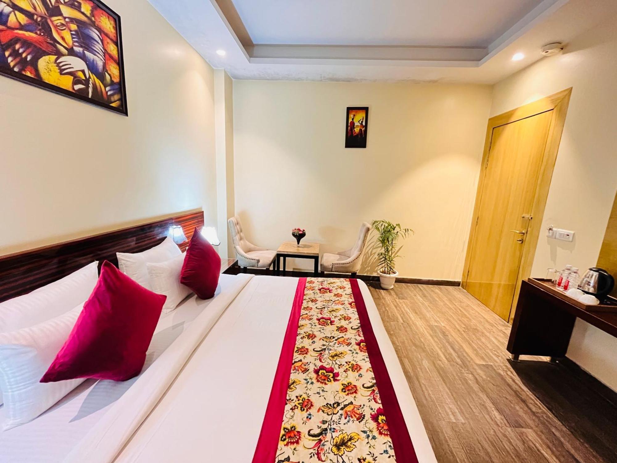 Hotel Banz Near Delhi Airport Nova Deli