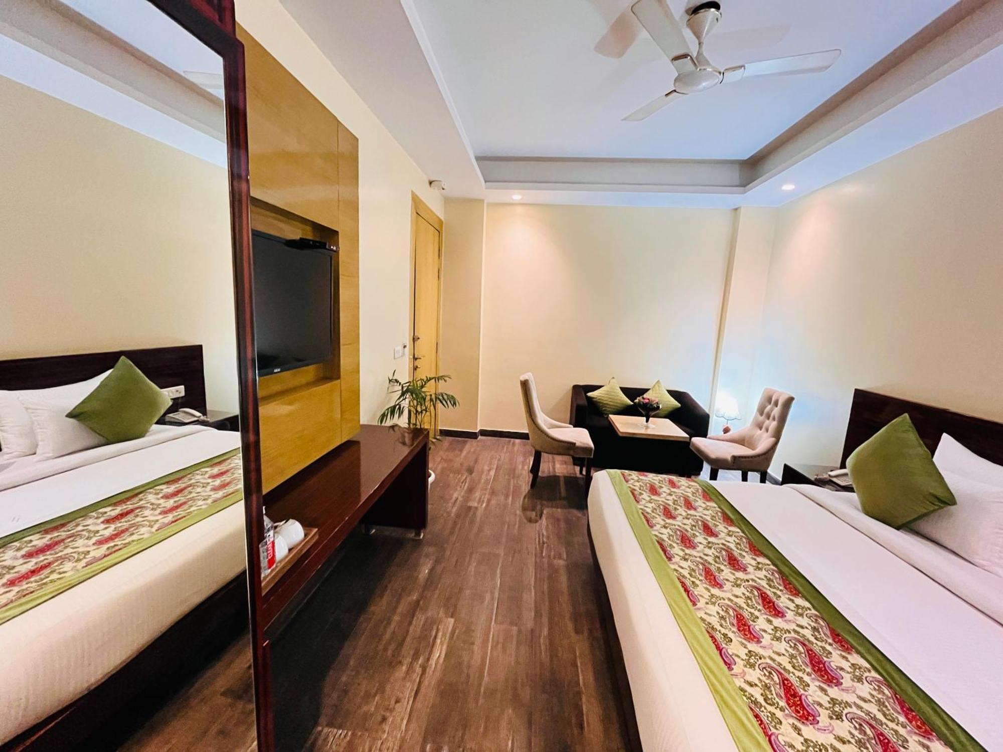 Hotel Banz Near Delhi Airport Nova Deli
