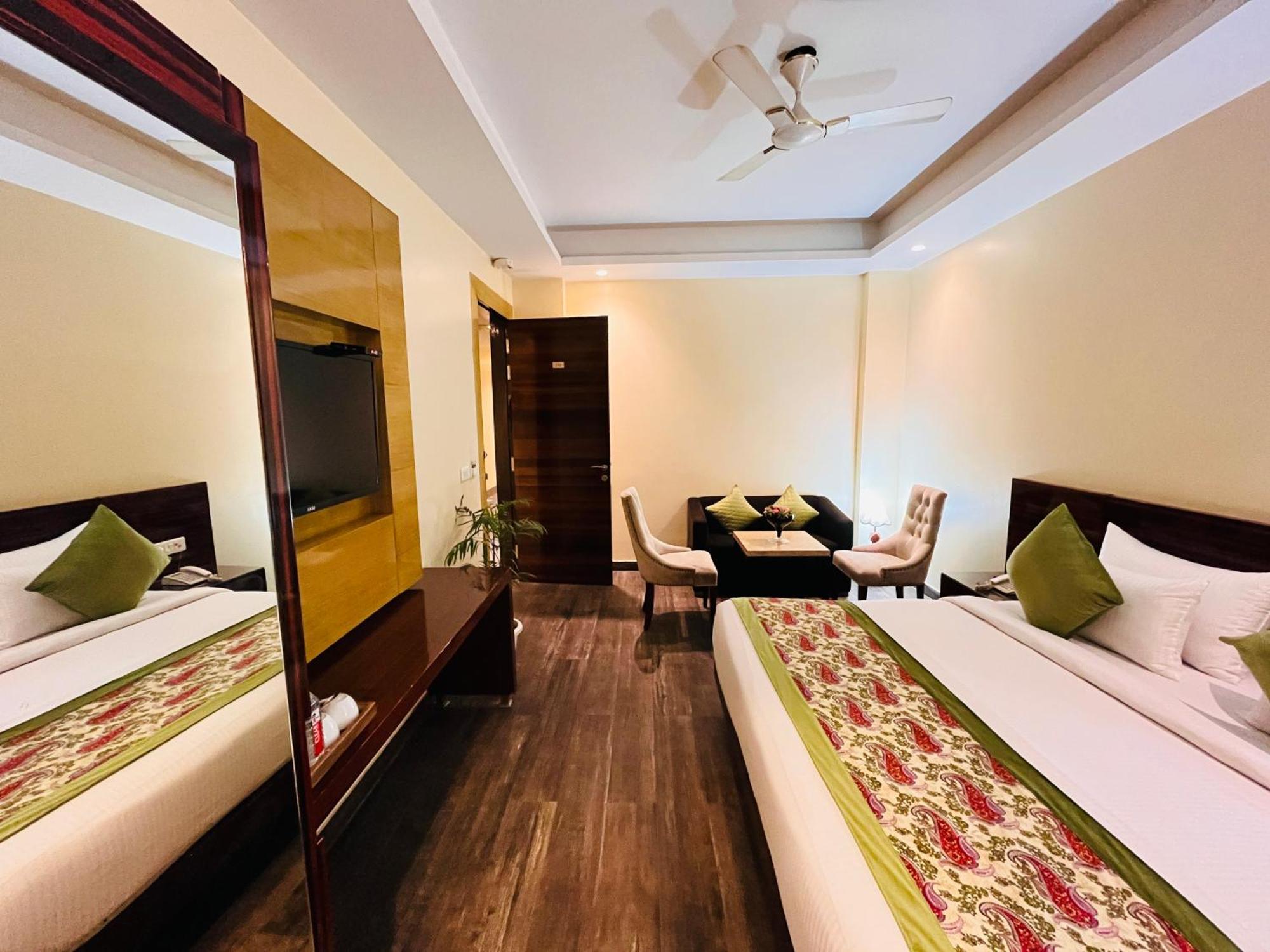 Banz Near Delhi Airport Hotel Nova Deli