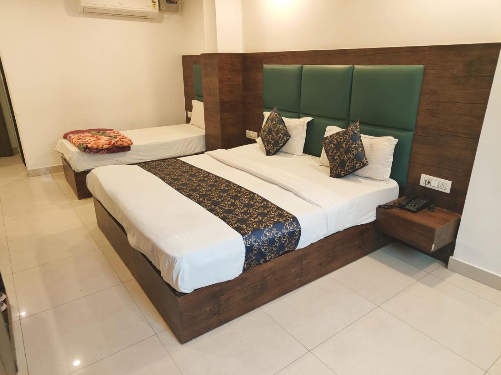 Tej Palace Near Igi Airport Delhi 4* New Delhi