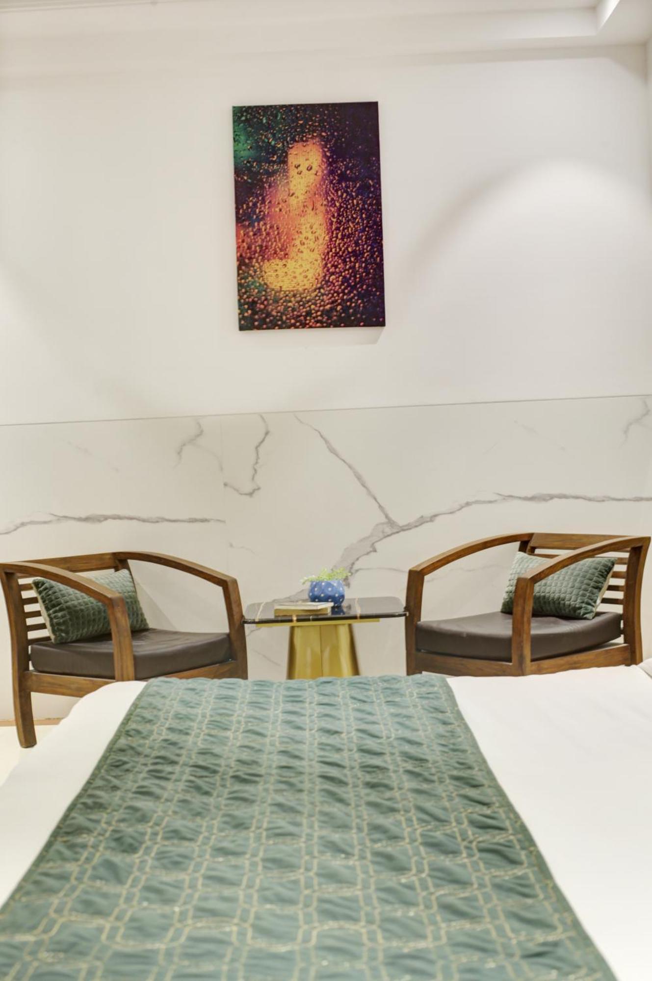 Transit International- Aerocity Delhi Airport 3*