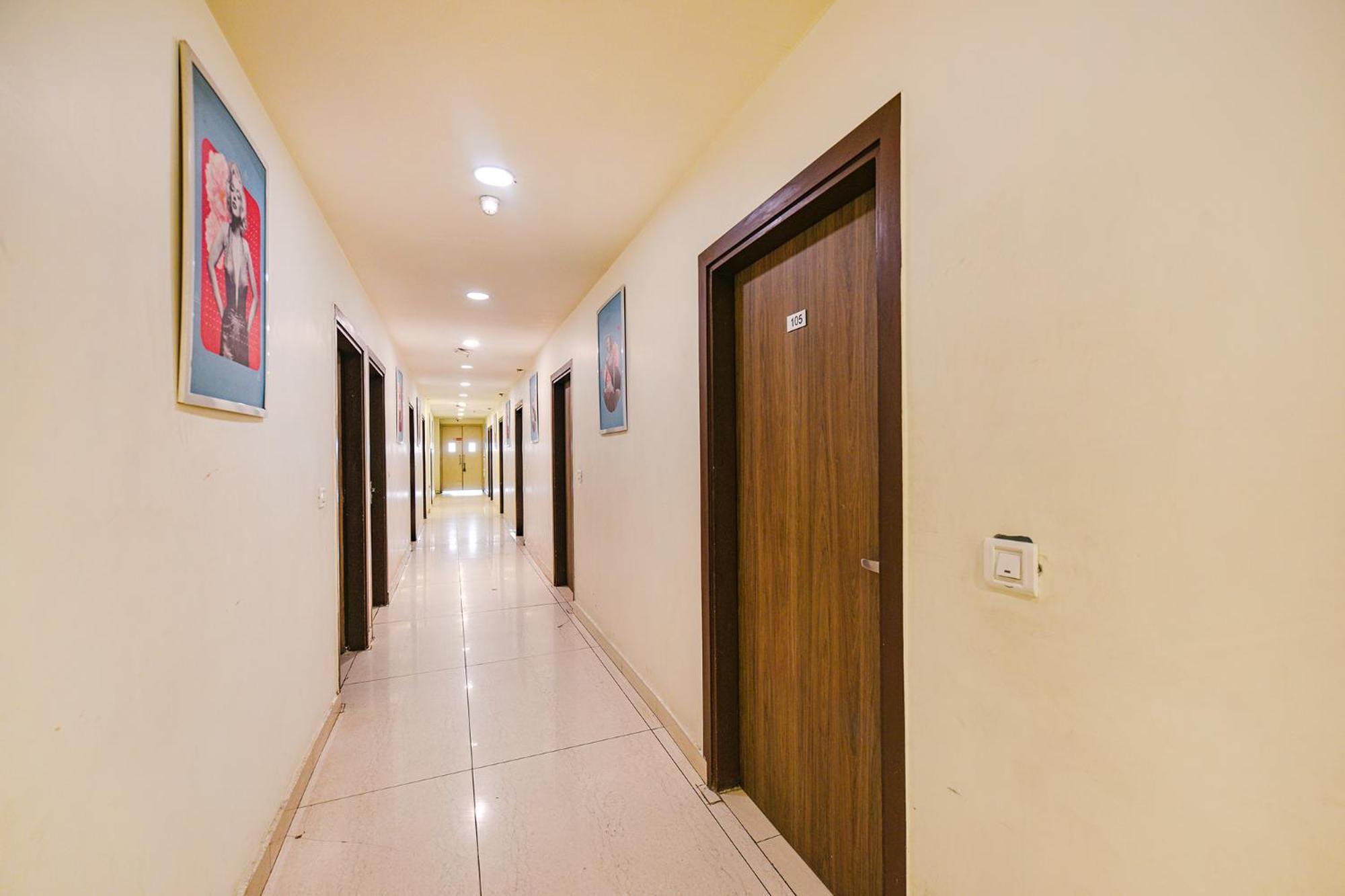 Hotel Fabexpress Seven Heaven 3*