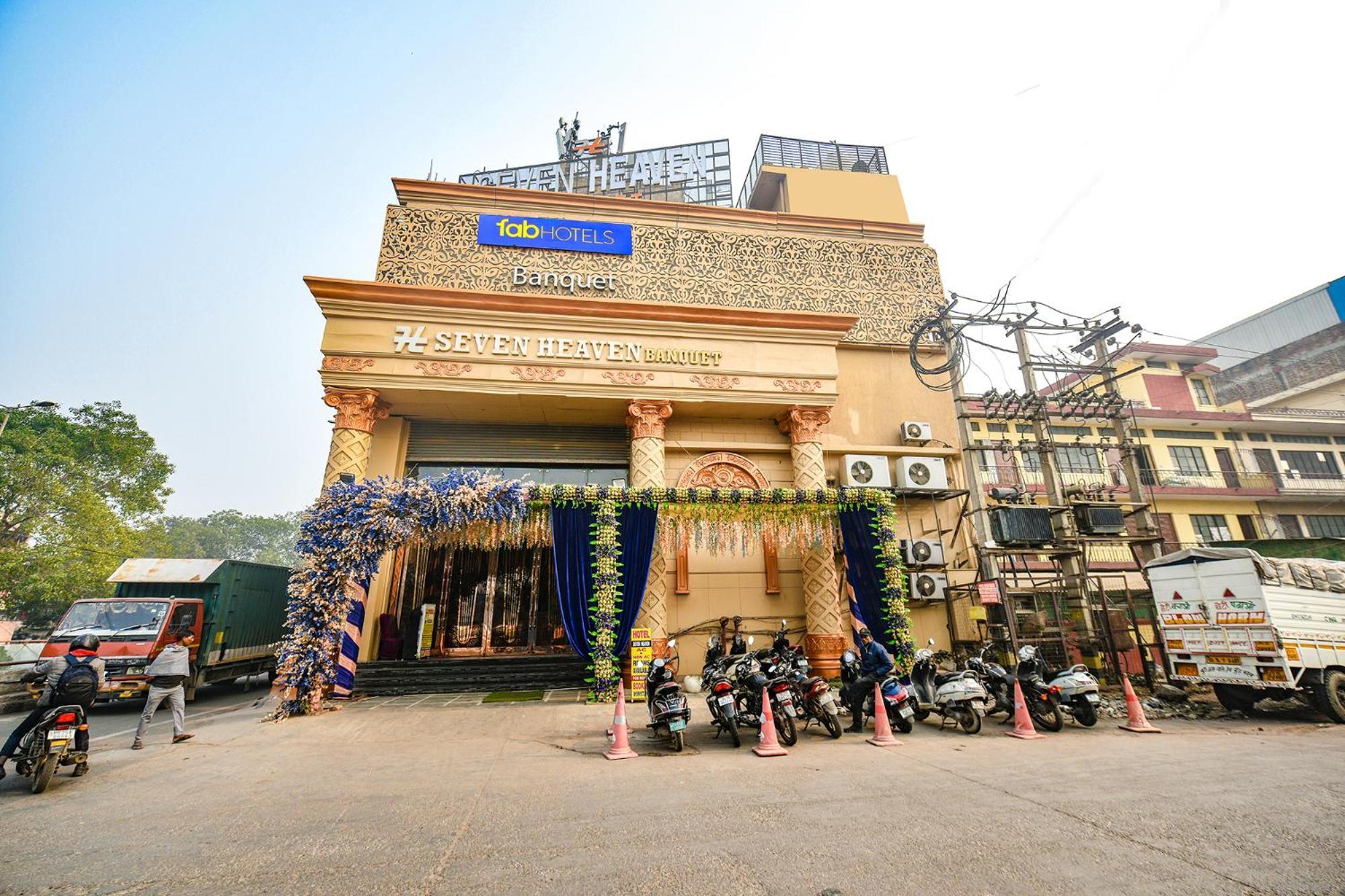 Hotel Fabexpress Seven Heaven New Delhi