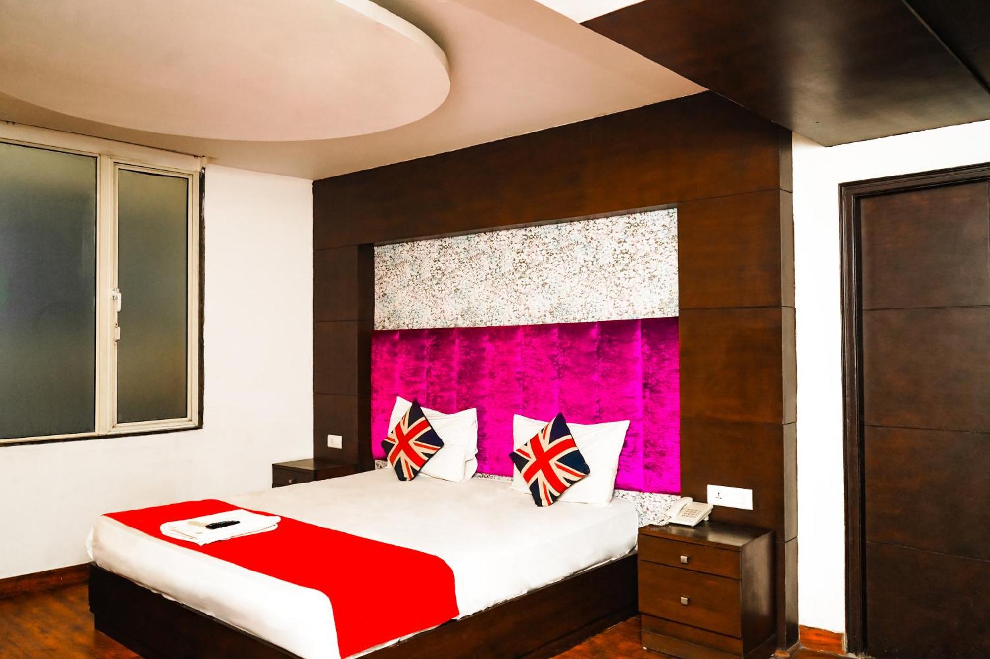 Hotel Twenty Four In Malviya Nagar New Delhi