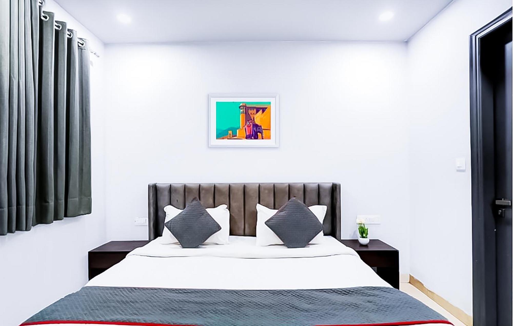 Family - Shalimarbagh Hotel 4*