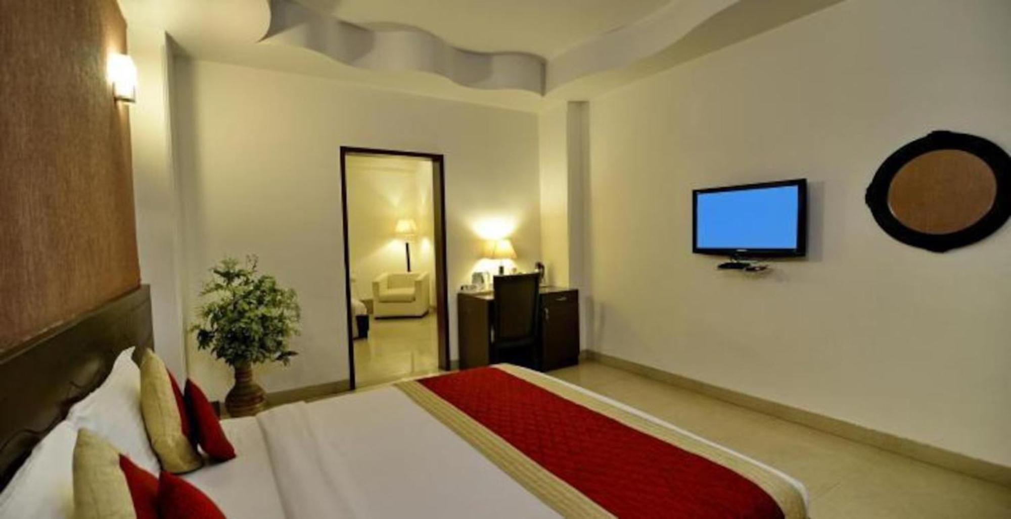 Impress Delhi Airport 3* New Delhi