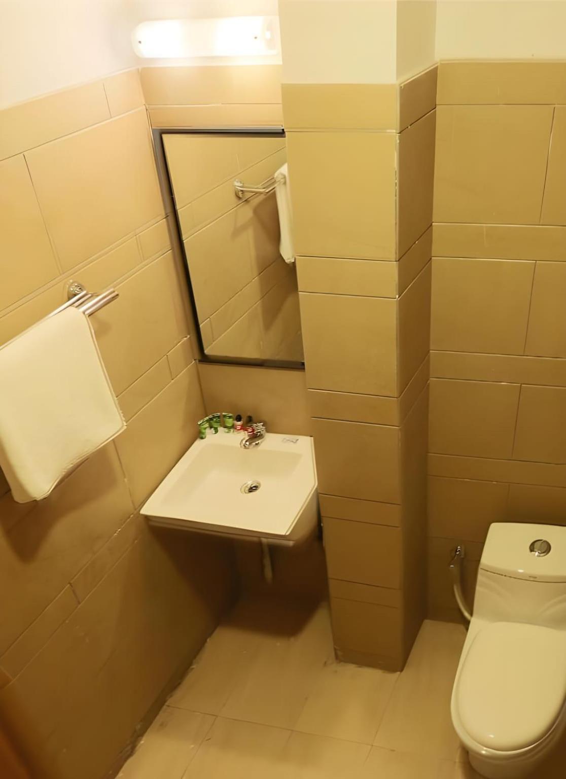 Hotel Airport Hotel Deep Palace Near International Airport Nova Deli