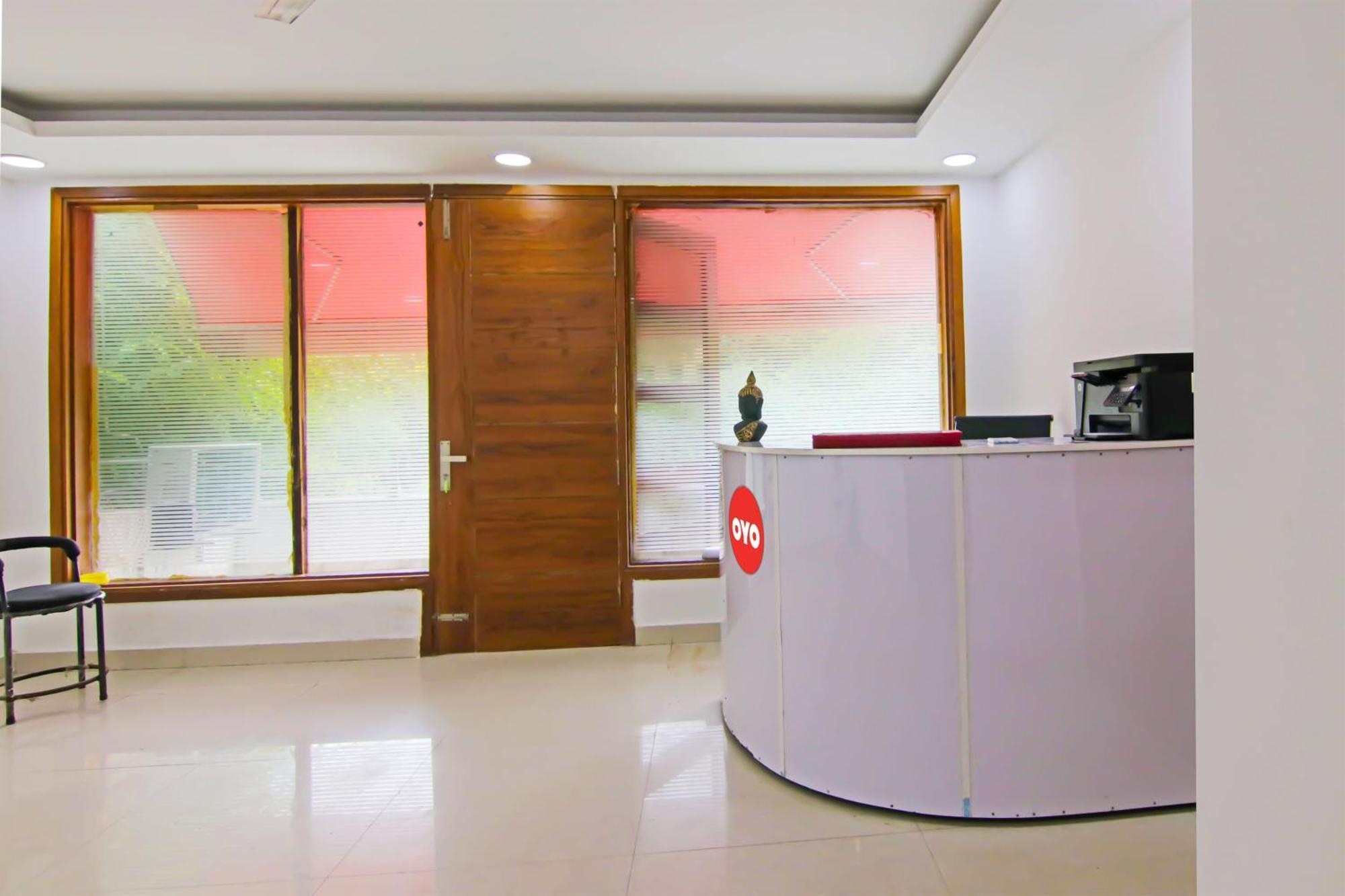 Hotel O Sky House Nova Deli