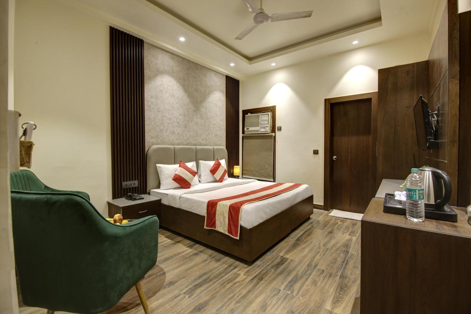 Kashish Plaza - 5 Mins From Metro Station Hotel Delhi (National Capital Territory of India)