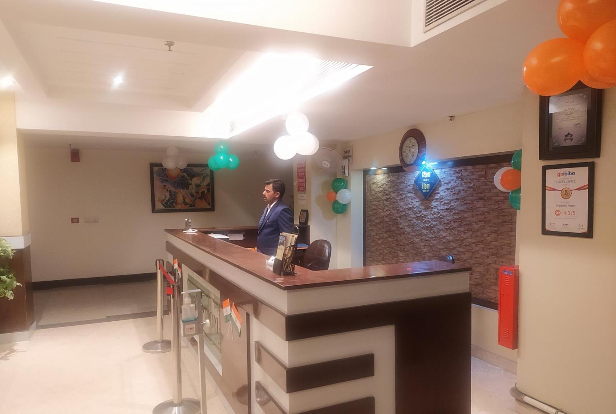 Impress Delhi Airport Hotel 3*
