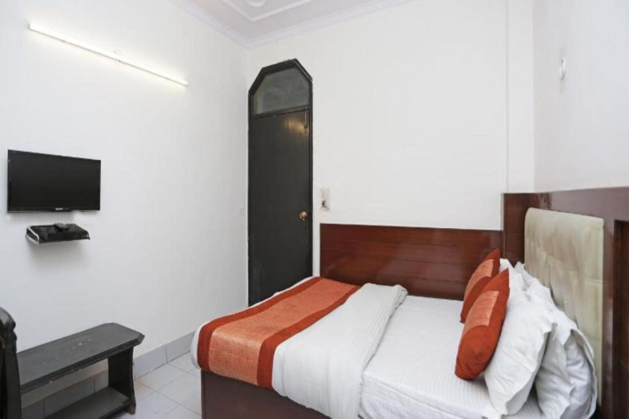 Hotel Keshew International