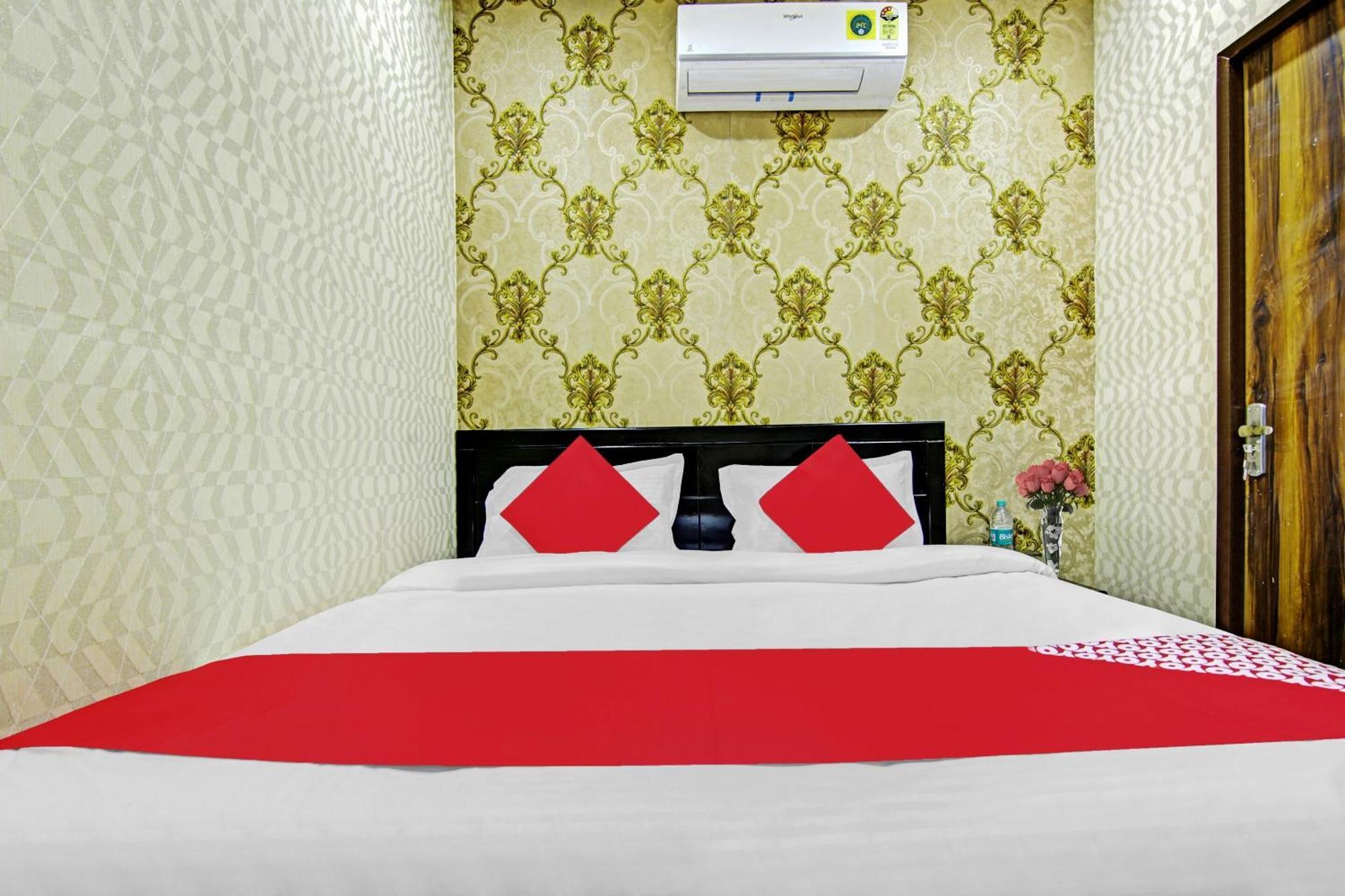 O Grow Near Shiv Mandir Hotel Delhi (National Capital Territory of India)