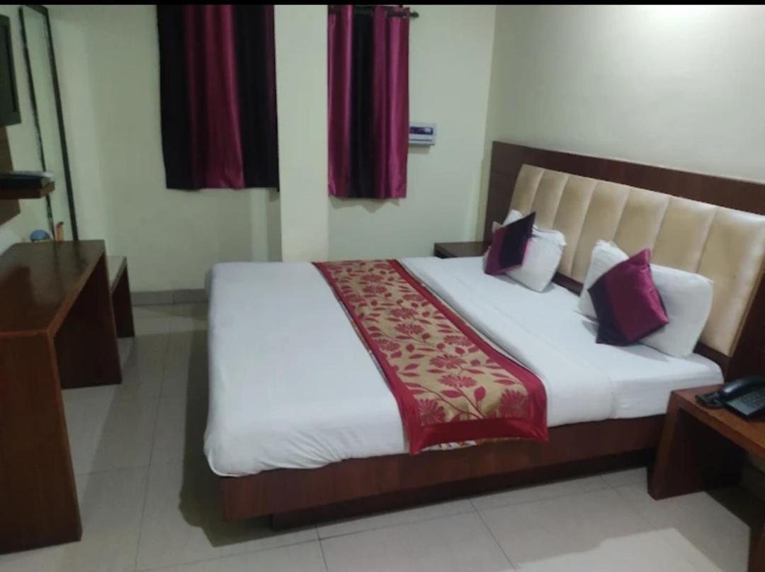 Hotel Golden Gate Dx New Delhi
