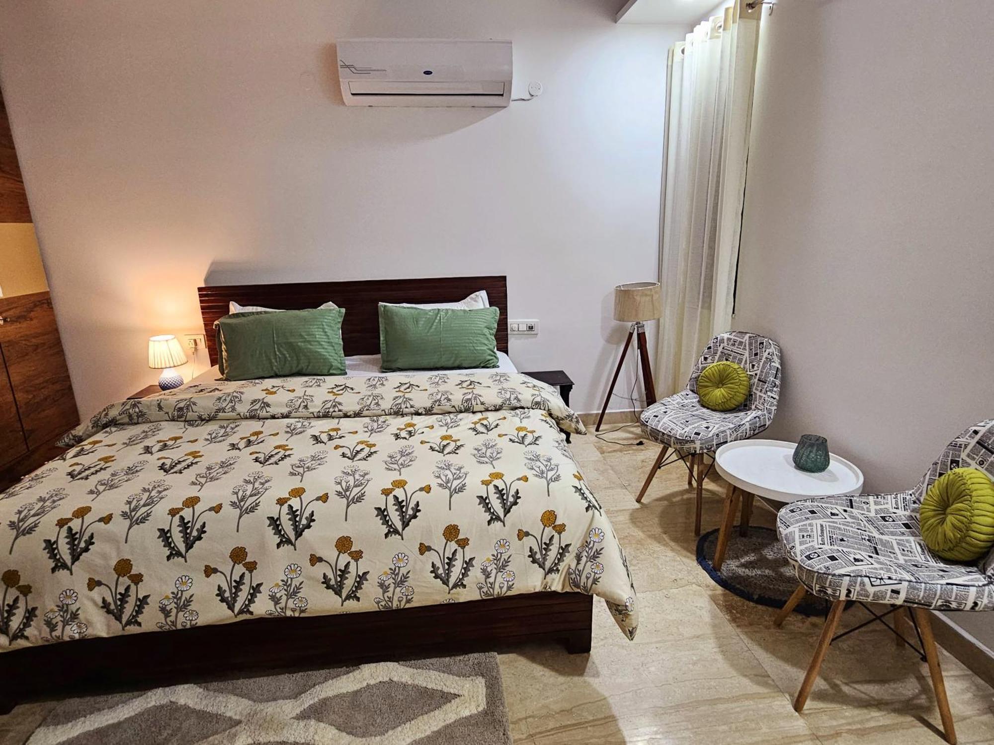 South Delhi, Artistic 4bhk - Vasant Kunj By Maple Key * New Delhi