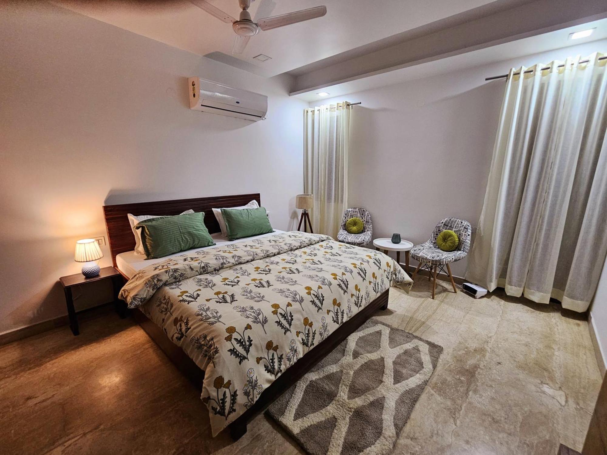 South Delhi, Artistic 4bhk - Vasant Kunj By Maple Key * New Delhi