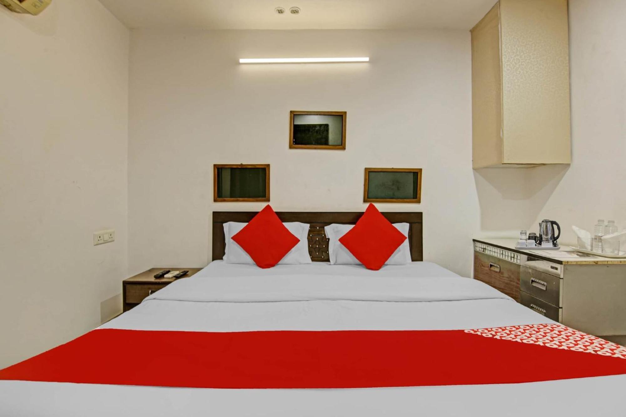 Collection 81027 Soni 3* New Delhi