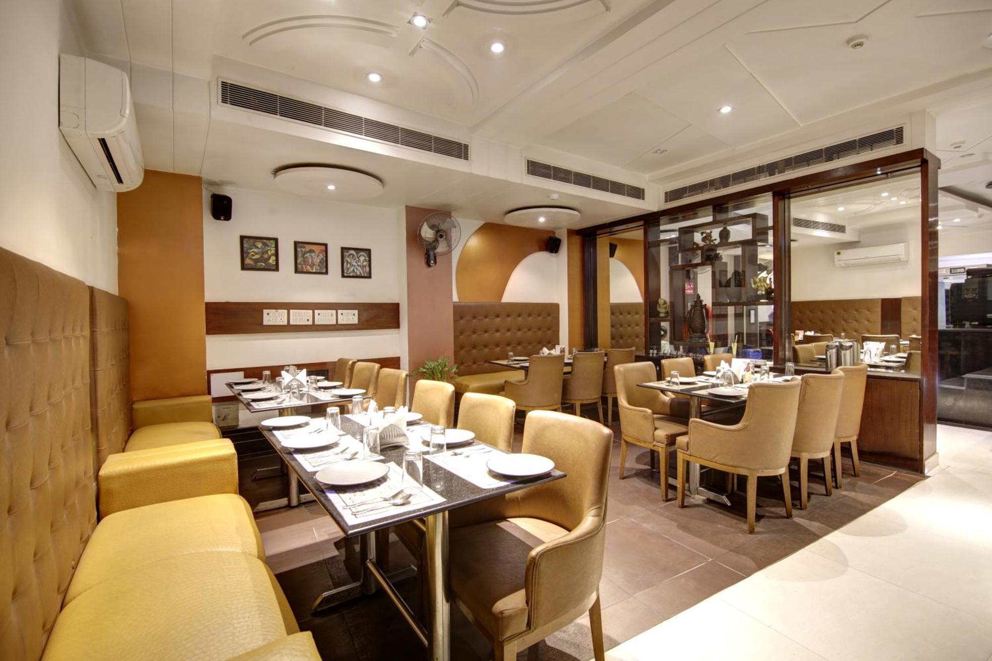 Hotel International - Near Delhi Airport 3*
