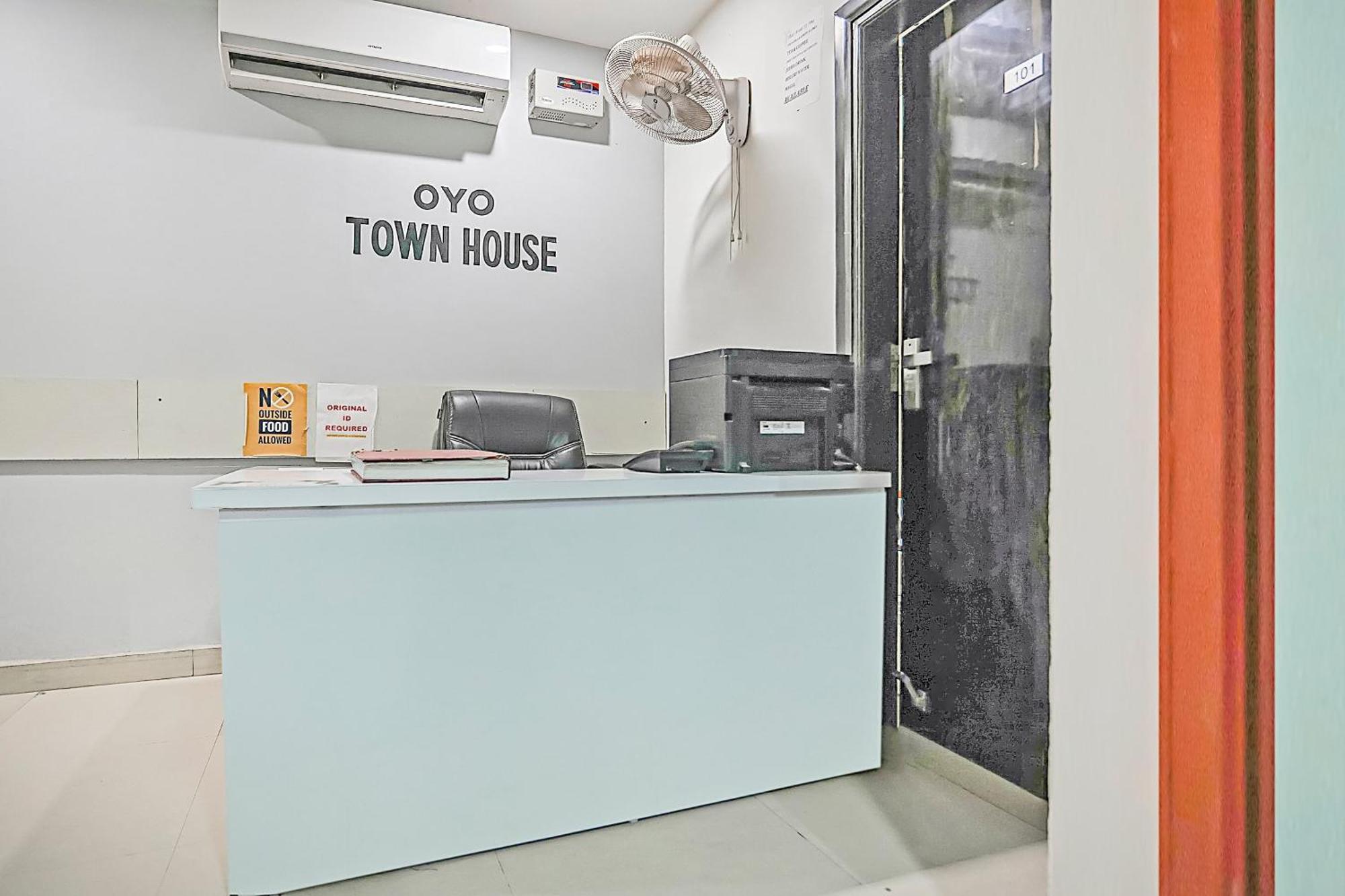 O S. Gambhir Hotel Delhi (National Capital Territory of India)