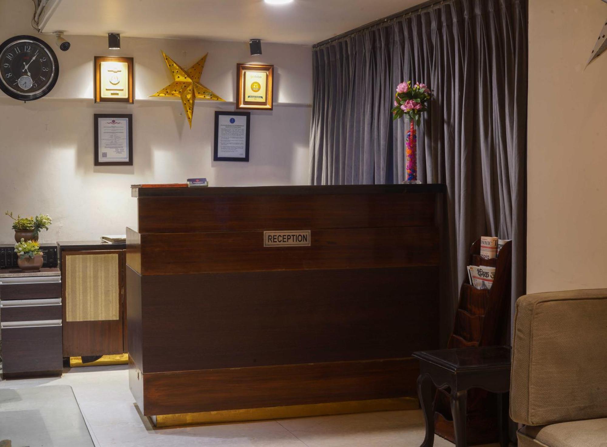 Woodapple Residency Hotel
