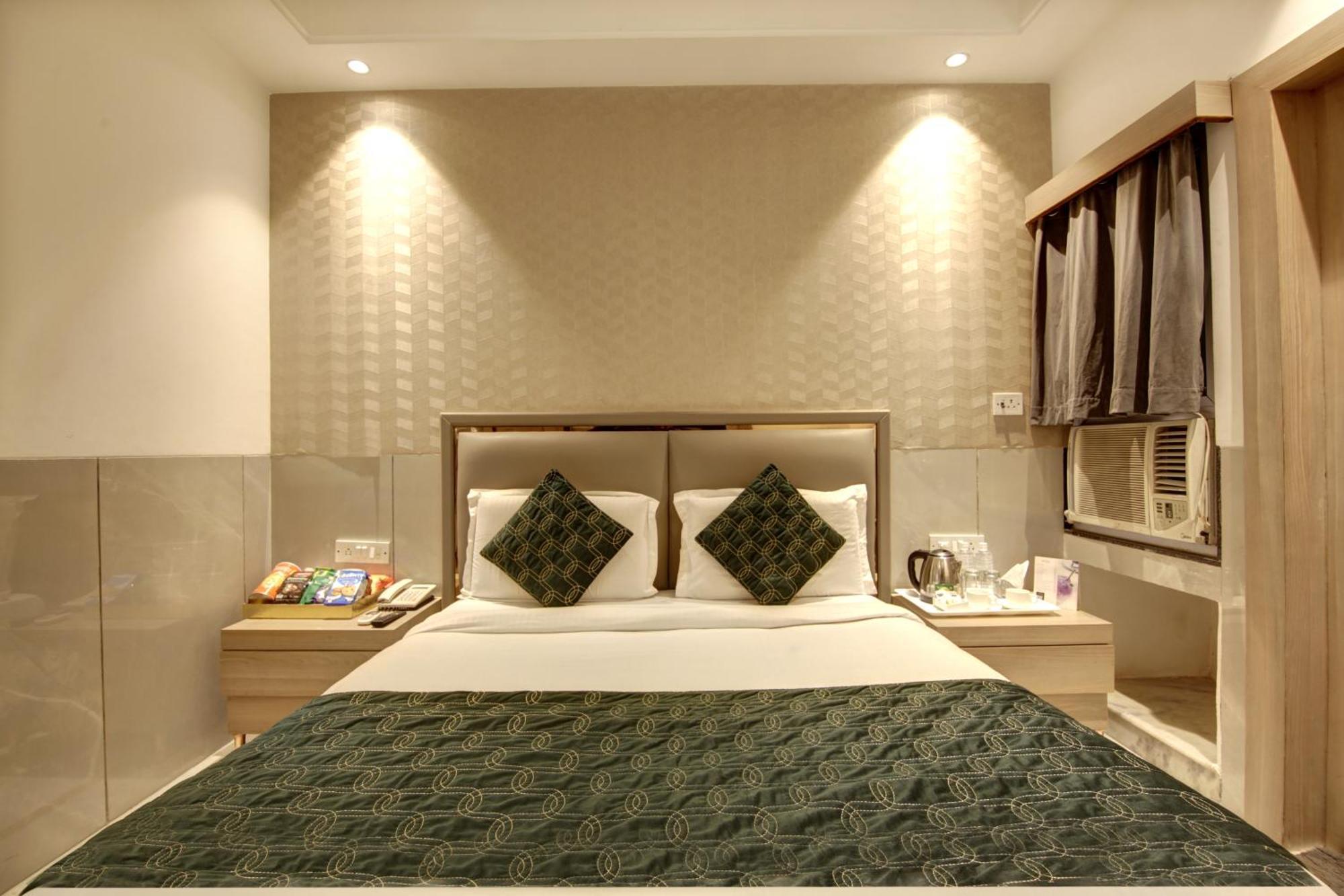 Hotel International - Near Delhi Airport