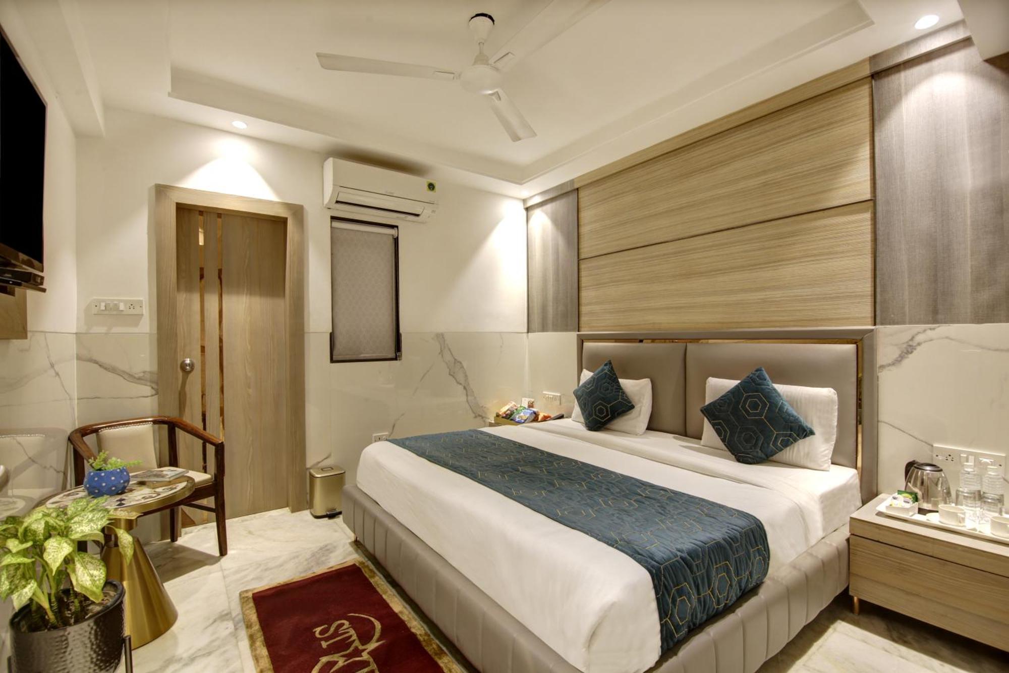 International - Near Delhi Airport Hotel