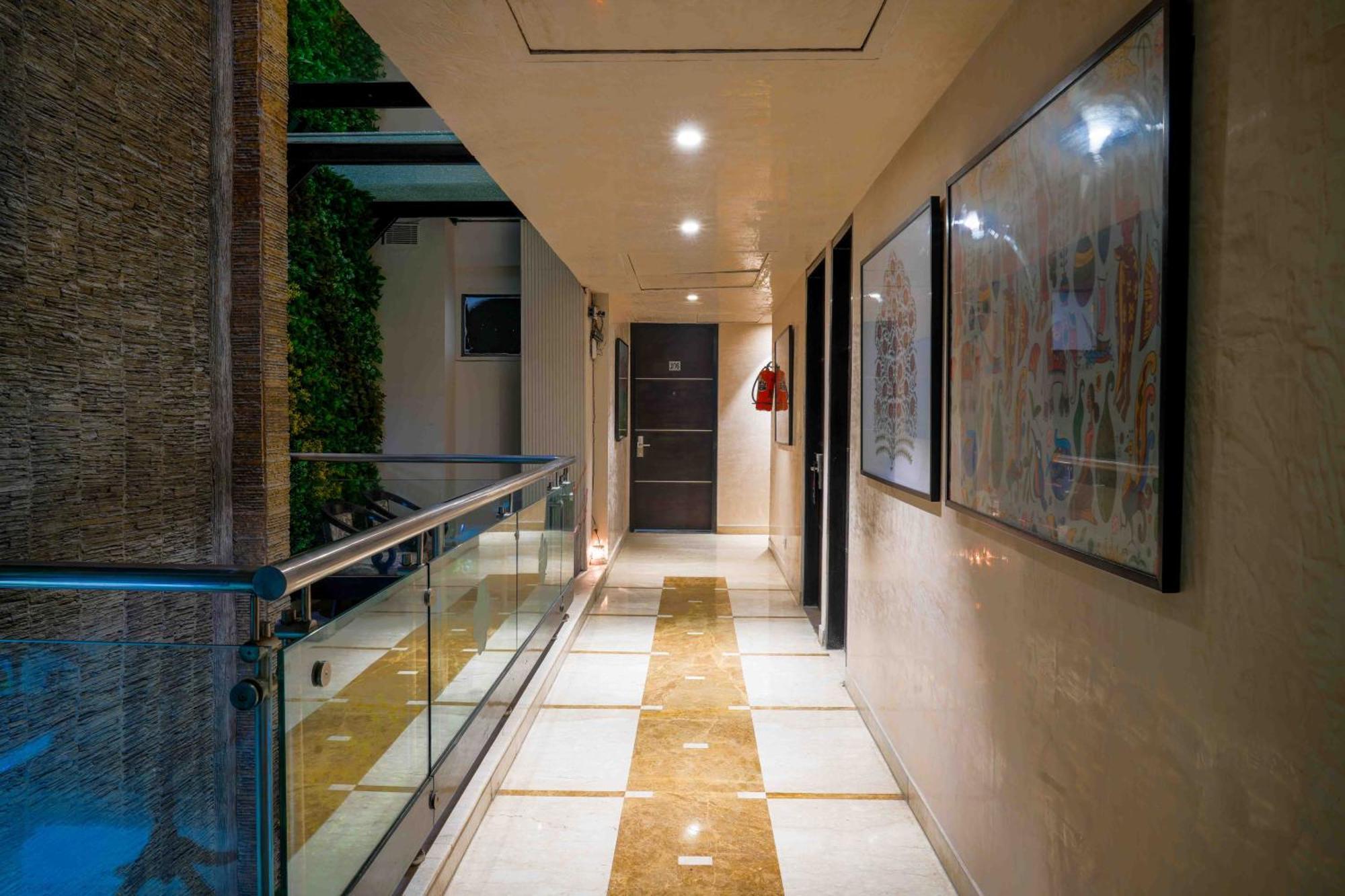 Hotel Woodapple Residency Nova Deli