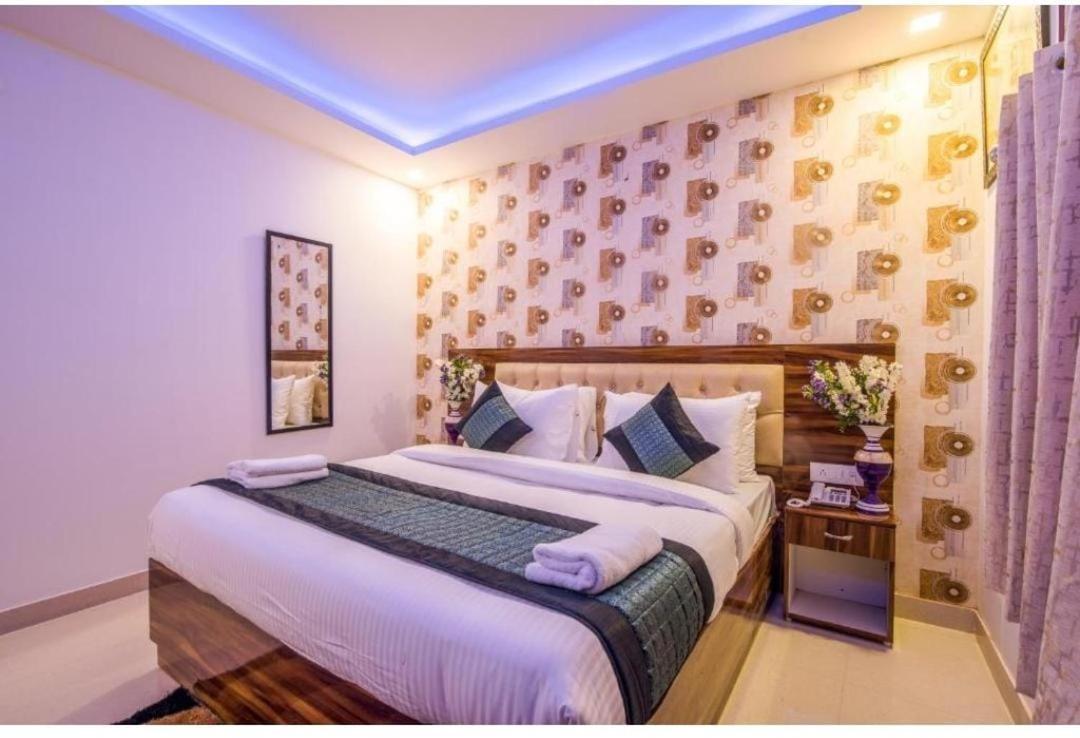 Admiral Delhi Airport 3*