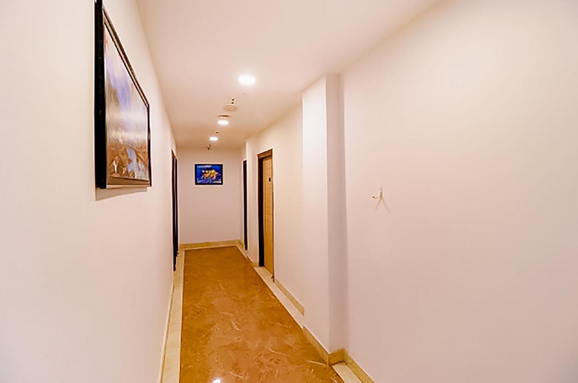 Hotel Basista New Delhi