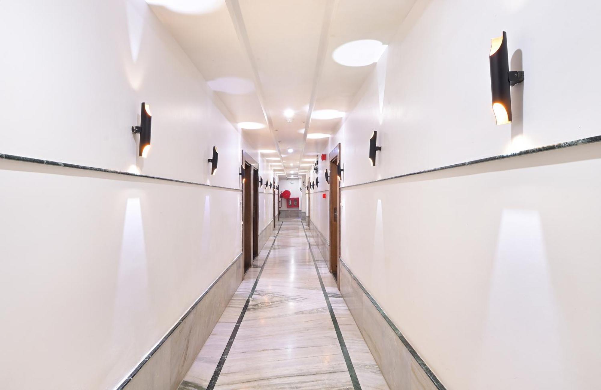 Hari Piorko Grand - 2 Min From New Railway Station
