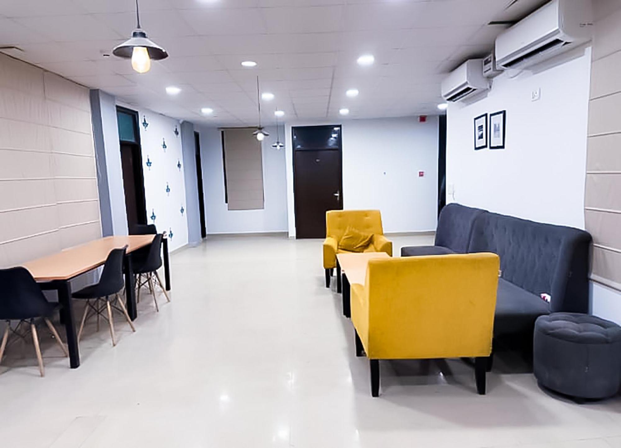 Hotel Agniv - Ignou Road New Delhi