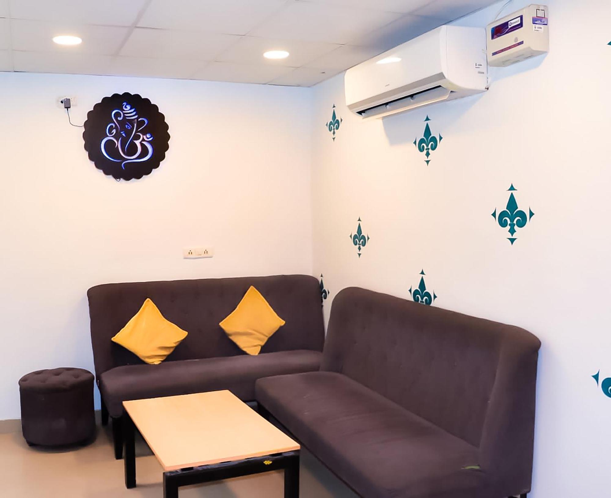 Hotel Plan In- Saket Nova Deli