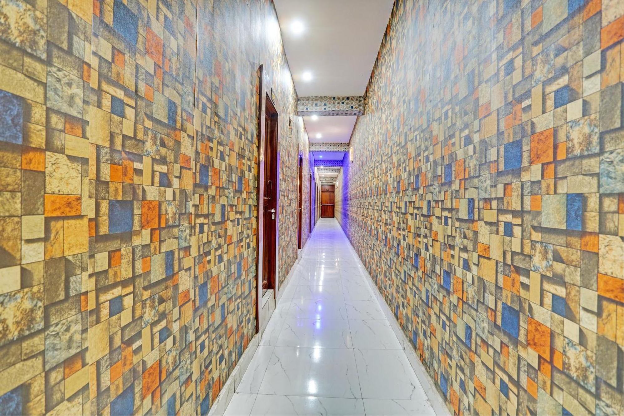 Ashok Plaza Hotel