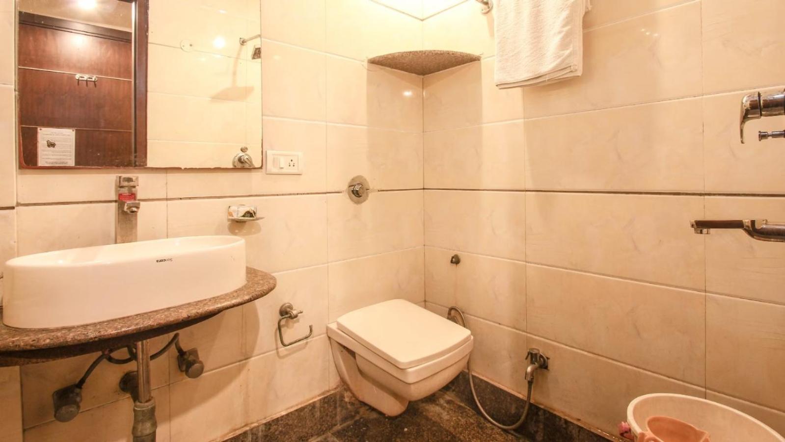 Hotel Homely By- Lee Cashew International Group Of A1rooms